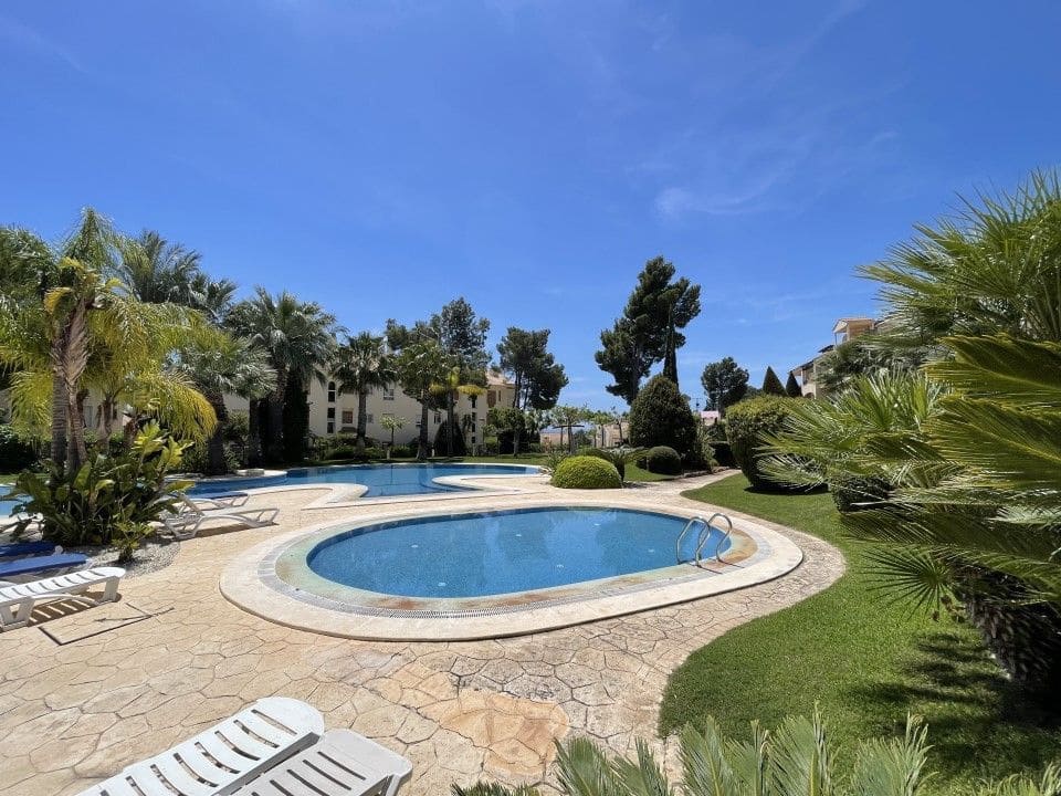 3 bedroom Townhouse for sale in Altea with pool garage - € 525,000 (Ref: 9849016)