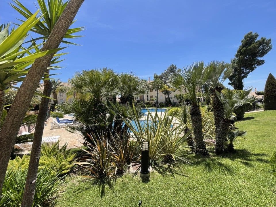 3 bedroom Townhouse for sale in Altea with pool garage - € 525,000 (Ref: 9849016)