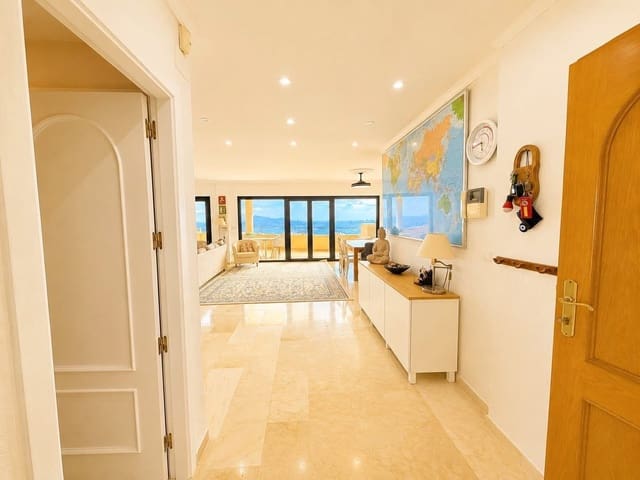 3 sypialnia Penthouse na sprzedaż w Altea z basenem garażem - 650 000 € (Ref: 9854975)