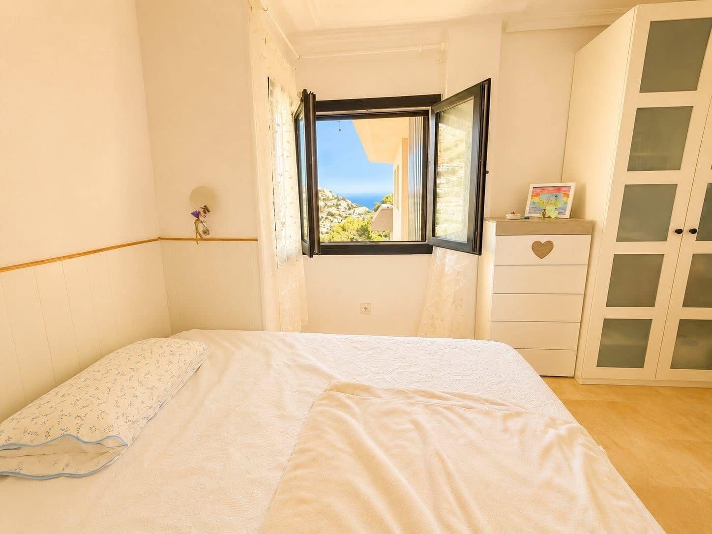 3 sypialnia Penthouse na sprzedaż w Altea z basenem garażem - 650 000 € (Ref: 9854975)