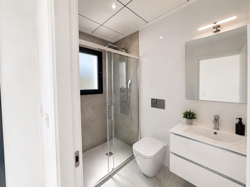 3 sypialnia Willa na sprzedaż w Polop z basenem garażem - 489 000 € (Ref: 9864054)