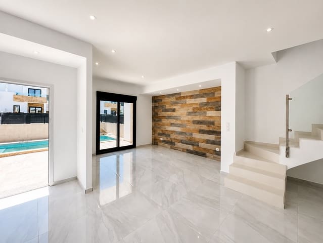 3 sypialnia Willa na sprzedaż w Polop z basenem garażem - 469 000 € (Ref: 9864054)