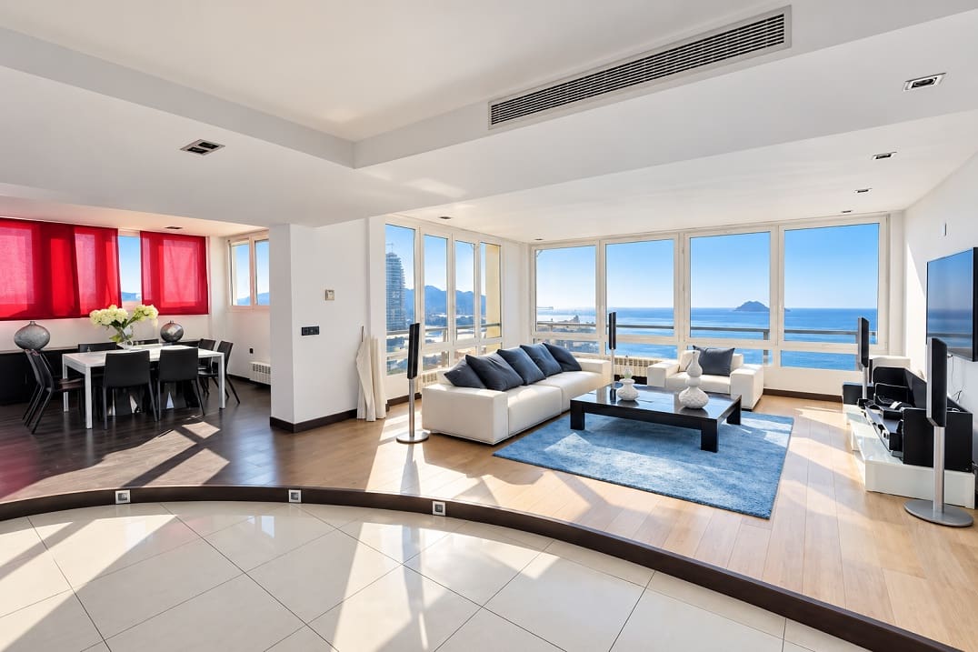 4 soverom Penthouse til salgs i Benidorm med svømmebasseng garasje - € 1 450 000 (Ref: 9877921)