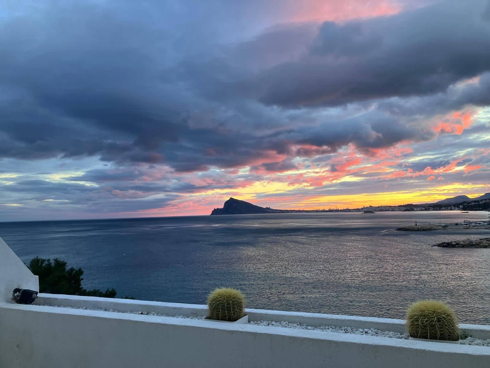 1 soverom Leilighet til leie i Altea med svømmebasseng garasje - € 1 250 (Ref: 9884026)