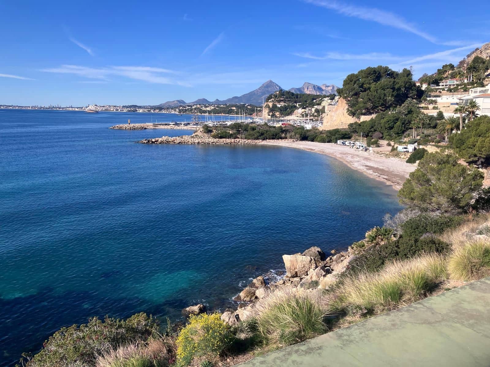 1 soverom Leilighet til leie i Altea med svømmebasseng garasje - € 1 250 (Ref: 9884026)