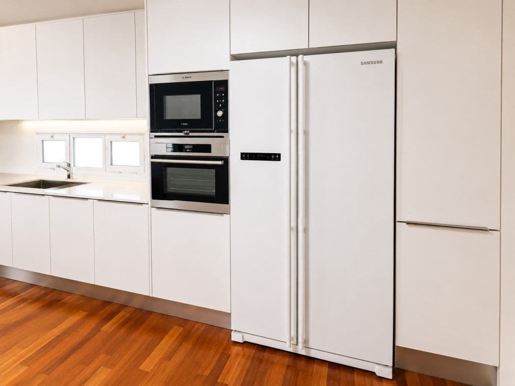 3 sypialnia Apartament na sprzedaż w Altea z basenem garażem - 990 000 € (Ref: 9902818)