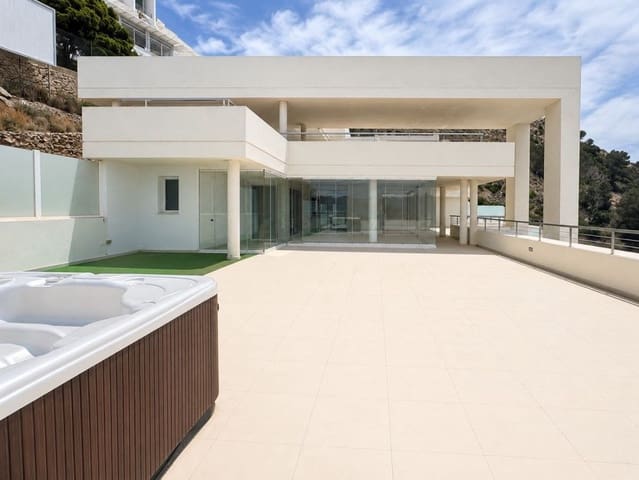 3 sypialnia Apartament na sprzedaż w Altea z basenem garażem - 990 000 € (Ref: 9902818)