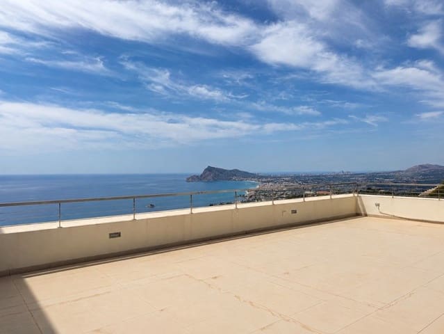 3 sypialnia Apartament na sprzedaż w Altea z basenem garażem - 990 000 € (Ref: 9902818)
