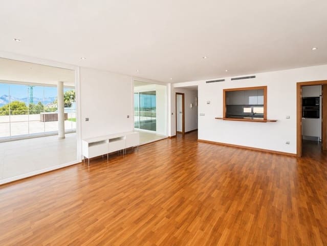 3 sypialnia Apartament na sprzedaż w Altea z basenem garażem - 990 000 € (Ref: 9902818)