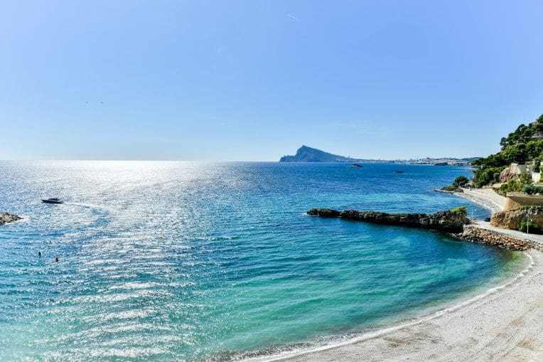 3 bedroom Apartment for sale in Altea with pool garage - € 990,000 (Ref: 9902818)