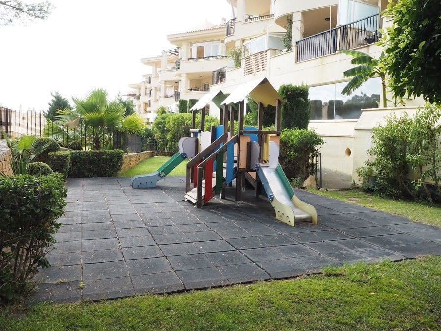 1 soveværelse Lejlighed til leje i Altea med swimmingpool garage - € 1.250 (Ref: 9910033)