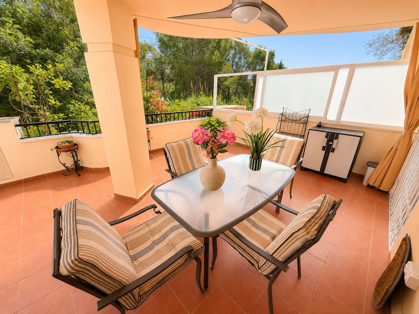 1 soveværelse Lejlighed til leje i Altea med swimmingpool garage - € 1.250 (Ref: 9910033)