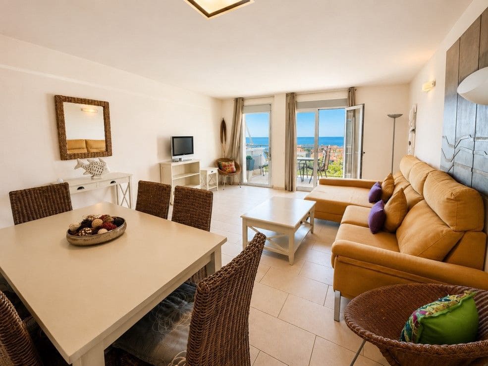 2 quarto Penthouse para venda em Altea com piscina garagem - 330 000 € (Ref: 9945110)