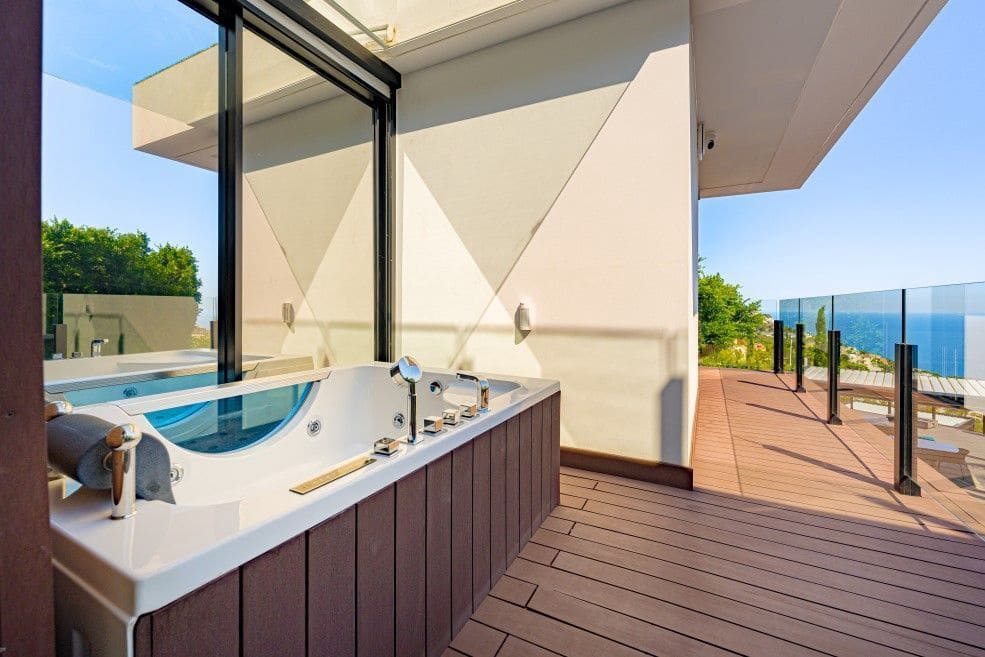 5 soveværelse Villa til salg i Altea med garage - € 2.810.000 (Ref: 9953742)