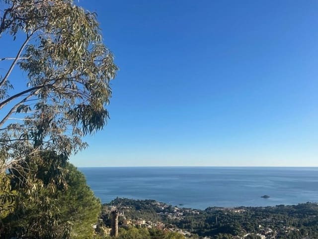 Ubebygd land til salgs i Altea - € 420 000 (Ref: 9967172)
