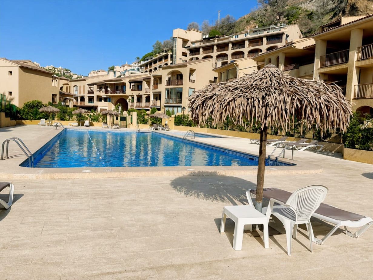 2 soverom Leilighet til salgs i Altea med svømmebasseng garasje - € 435 000 (Ref: 9972854)