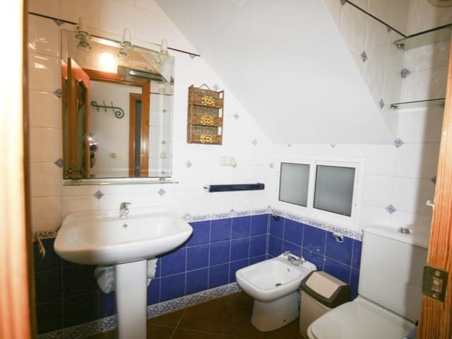 3 makuuhuone Asunto myytävänä paikassa Coín - 199 900 € (Ref: 10020365)
