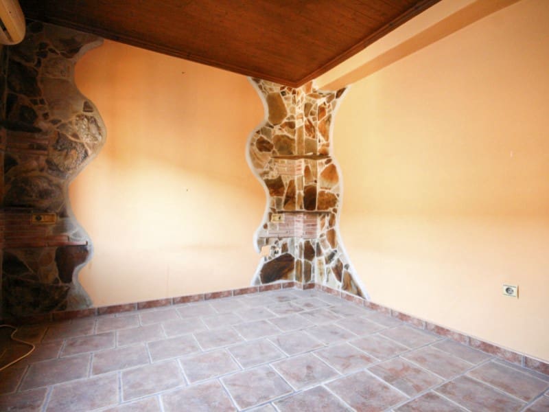 3 bedroom Flat for sale in Coin - € 136,500 (Ref: 10037126)