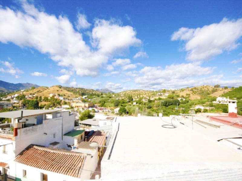 3 bedroom Townhouse for sale in Coin - € 170,000 (Ref: 10040733)