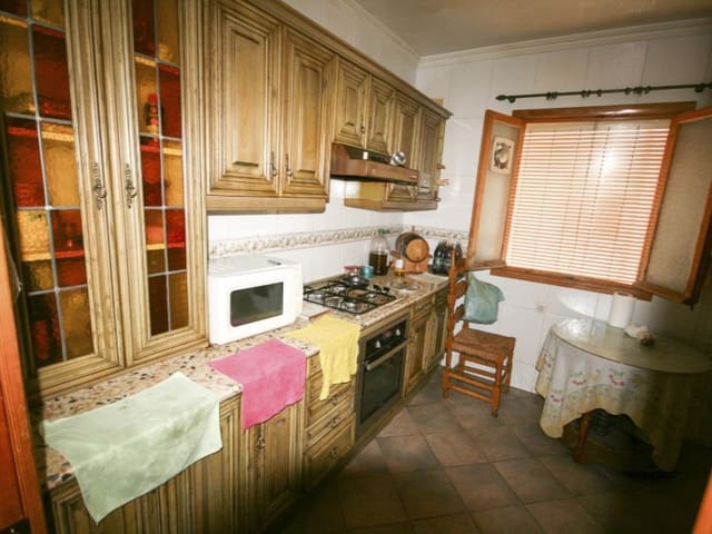 3 makuuhuone Asunto myytävänä paikassa Coín - 179 900 € (Ref: 10129317)