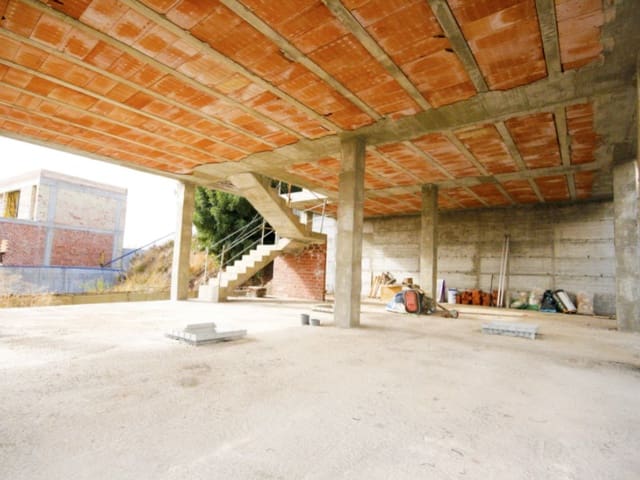 3 soveværelse Villa til salg i Coín med garage - € 460.000 (Ref: 10161206)