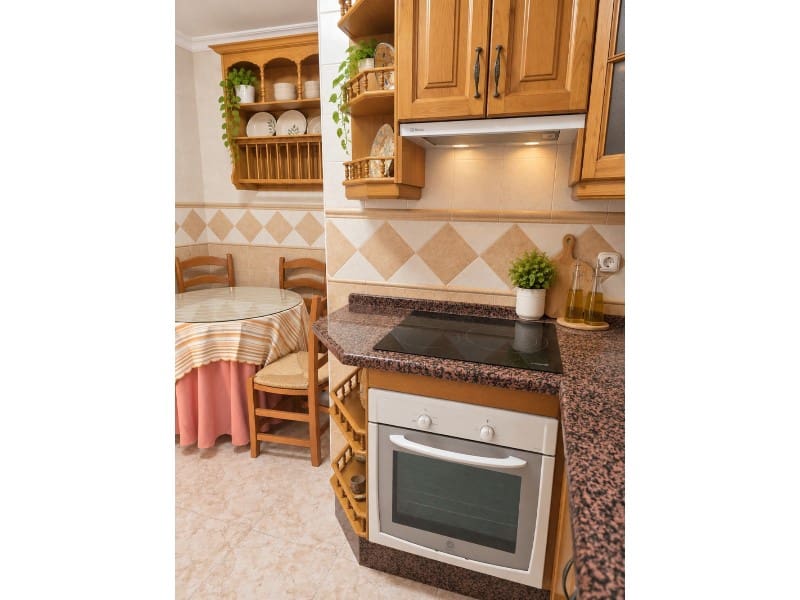 3 camera da letto Appartamento in vendita in Coin con garage - 245.000 € (Rif: 10161207)