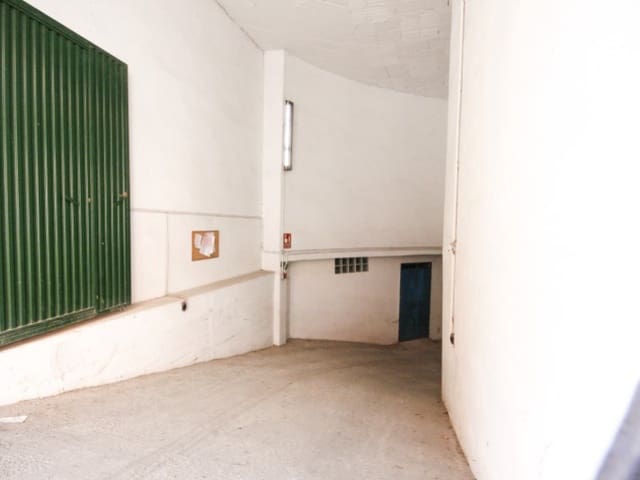 Garage till salu i Coín - 28 000 € (Ref: 10173793)