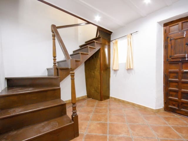 Casa de 2 habitaciones en Guaro en alquiler - 750 € (Ref: 10176992)