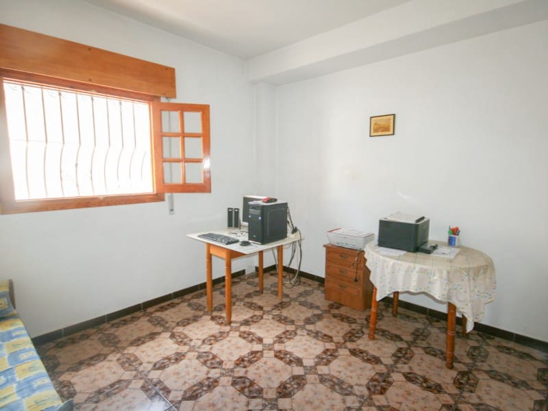 11 slaapkamer Huis te koop in Tolox met garage - € 397.950 (Ref: 5890084)