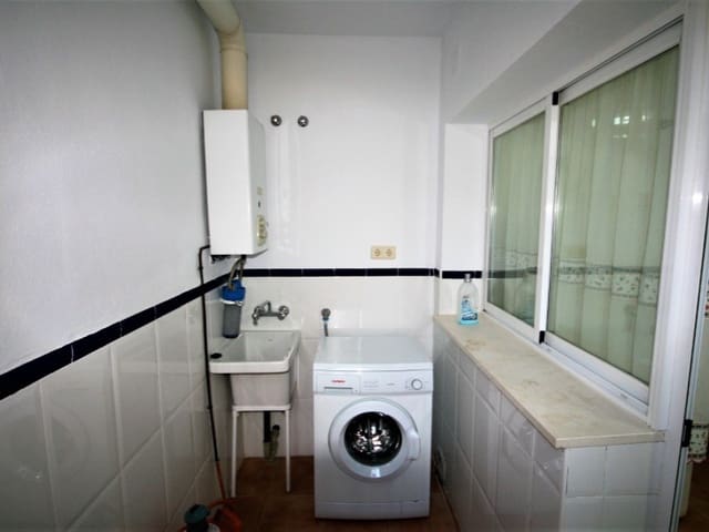 3 bedroom Flat for rent in Coín with garage - € 1,000 (Ref: 6096728)