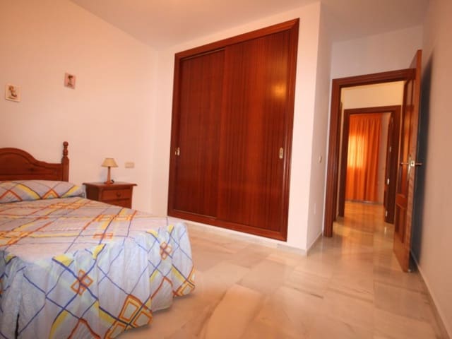 3 bedroom Flat for rent in Coín with garage - € 1,000 (Ref: 6096728)