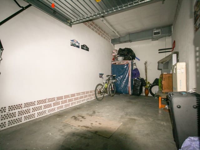 Autotalli myytävänä paikassa Coín - 25 000 € (Ref: 6147830)