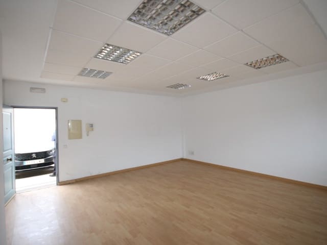 Commercial for rent in Coín - € 350 (Ref: 6822351)