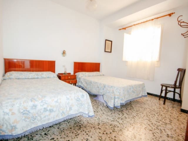 5 bedroom Townhouse for sale in Coín with garage - € 315,000 (Ref: 7561587)