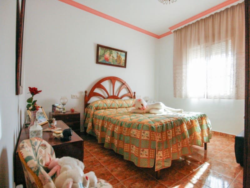 3 soveværelse Finca/Landehus til salg i Coin med garage - € 375.000 (Ref: 7873548)