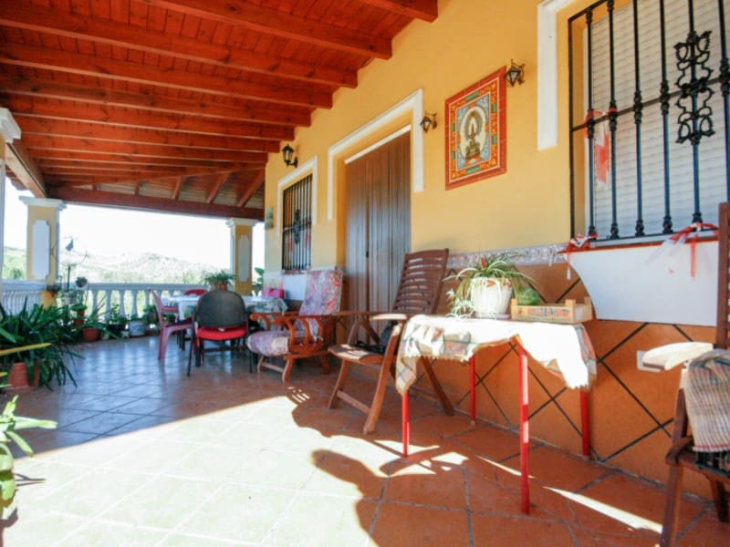 3 soveværelse Finca/Landehus til salg i Coin med garage - € 375.000 (Ref: 7873548)