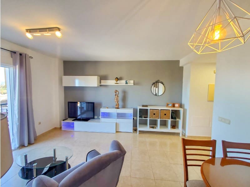 2 bedroom Flat for rent in Guaro with garage - € 800 (Ref: 7991655)