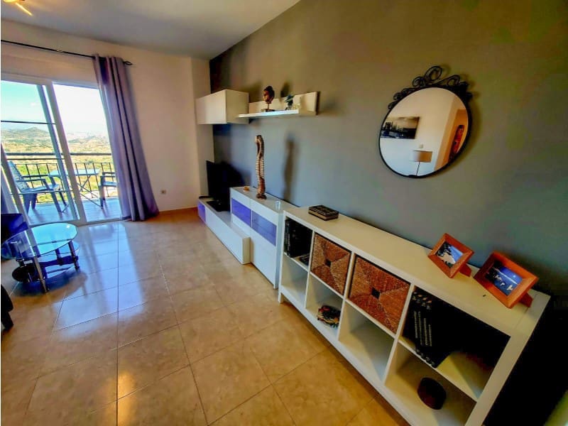 2 bedroom Flat for rent in Guaro with garage - € 800 (Ref: 7991655)