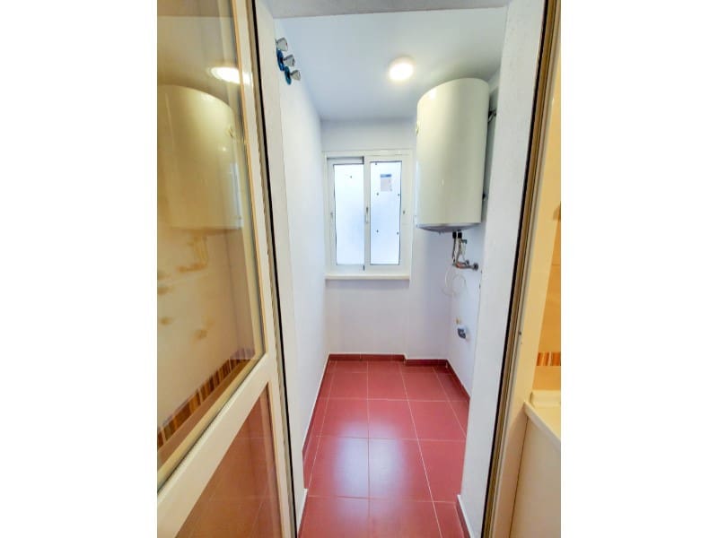 2 bedroom Flat for rent in Guaro with garage - € 800 (Ref: 7991655)