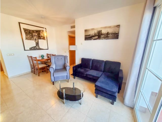 2 slaapkamer Flat te huur in Guaro met garage - € 800 (Ref: 7991655)