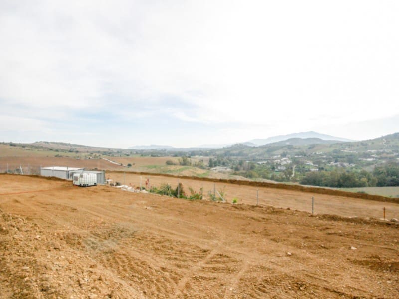 Finca/Country House for sale in Coin - € 105,000 (Ref: 8082924)