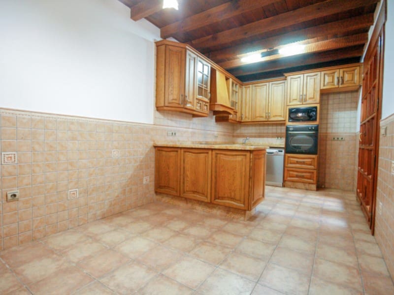 3 camera da letto Villetta Bifamiliare da affittare in Coin con garage - 1.400 € (Rif: 8109951)