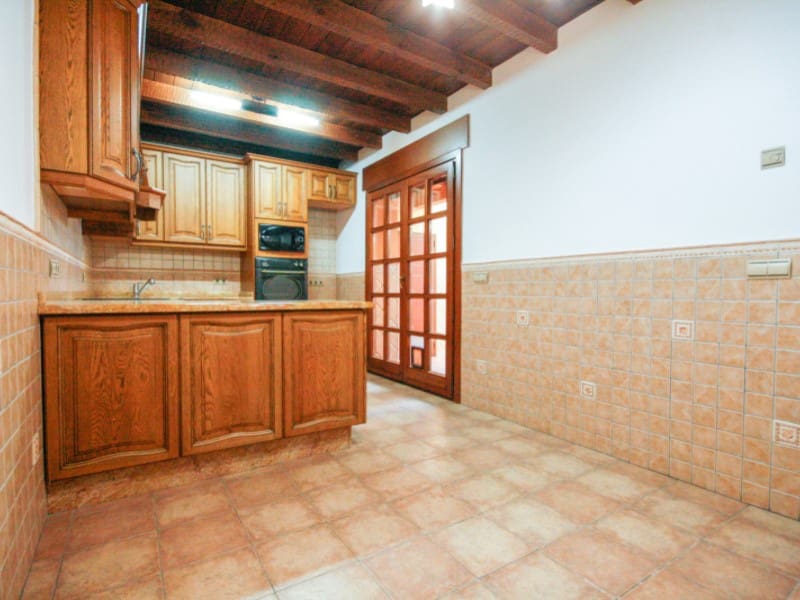 3 camera da letto Villetta Bifamiliare da affittare in Coin con garage - 1.400 € (Rif: 8109951)