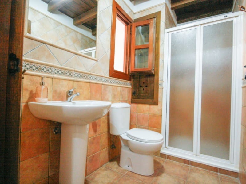 3 camera da letto Villetta Bifamiliare da affittare in Coin con garage - 1.400 € (Rif: 8109951)