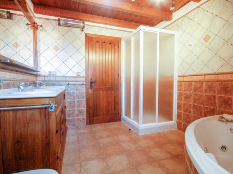 3 camera da letto Villetta Bifamiliare da affittare in Coin con garage - 1.400 € (Rif: 8109951)