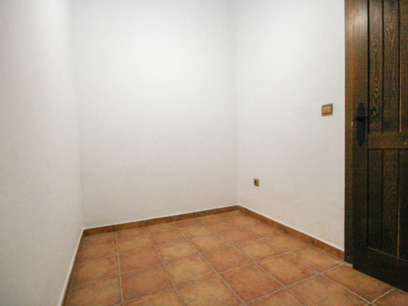 3 camera da letto Villetta Bifamiliare da affittare in Coin con garage - 1.400 € (Rif: 8109951)