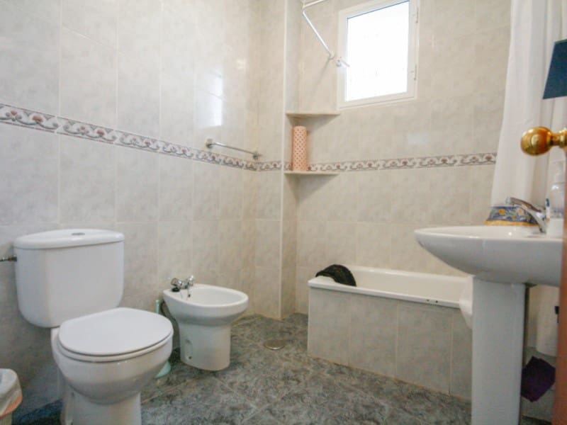 Byhus til salg i Tolox - € 390.000 (Ref: 8254438)