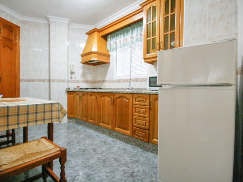 Byhus til salg i Tolox - € 390.000 (Ref: 8254438)