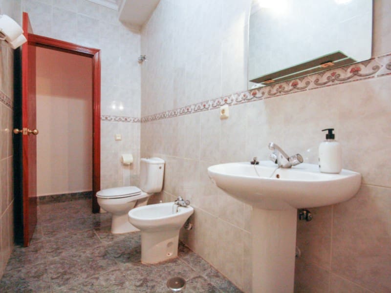 Byhus til salg i Tolox - € 390.000 (Ref: 8254438)