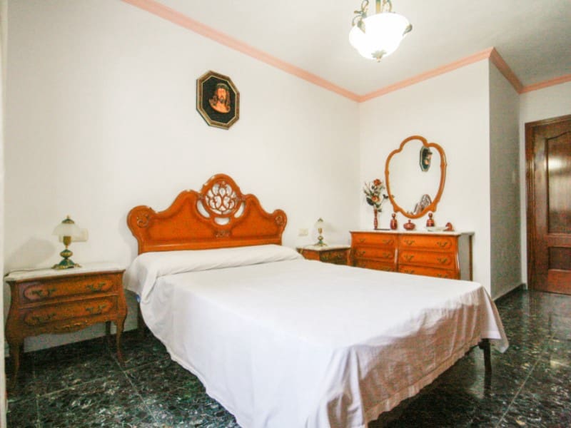 Byhus til salg i Tolox - € 390.000 (Ref: 8254438)